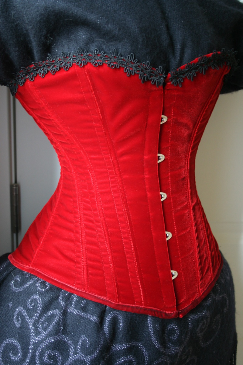 ellenoir corsets's photo portfolio - 0 albums and 16 photos | Model Mayhem