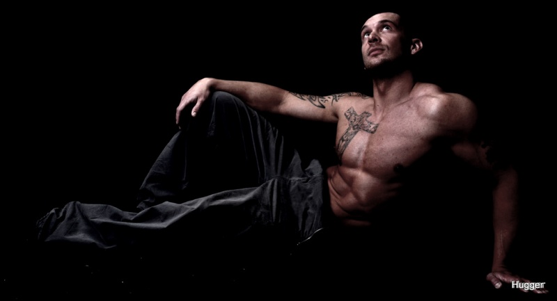 Male model photo shoot of Ross Phillips