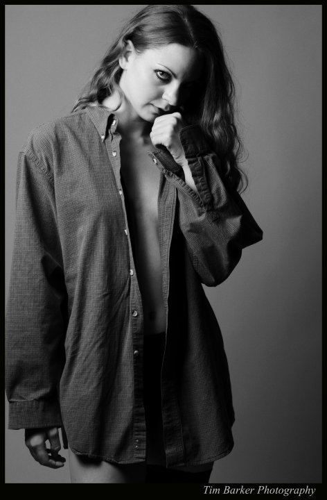 Female model photo shoot of Elizabeth Graveman by tbarker