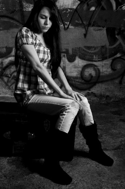 Female model photo shoot of Amanda Villanueva by david in Downtown Springfield