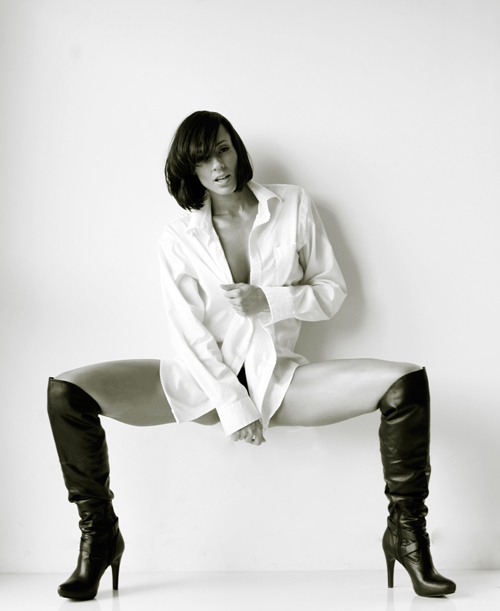 Female model photo shoot of Tameka Jacobs
