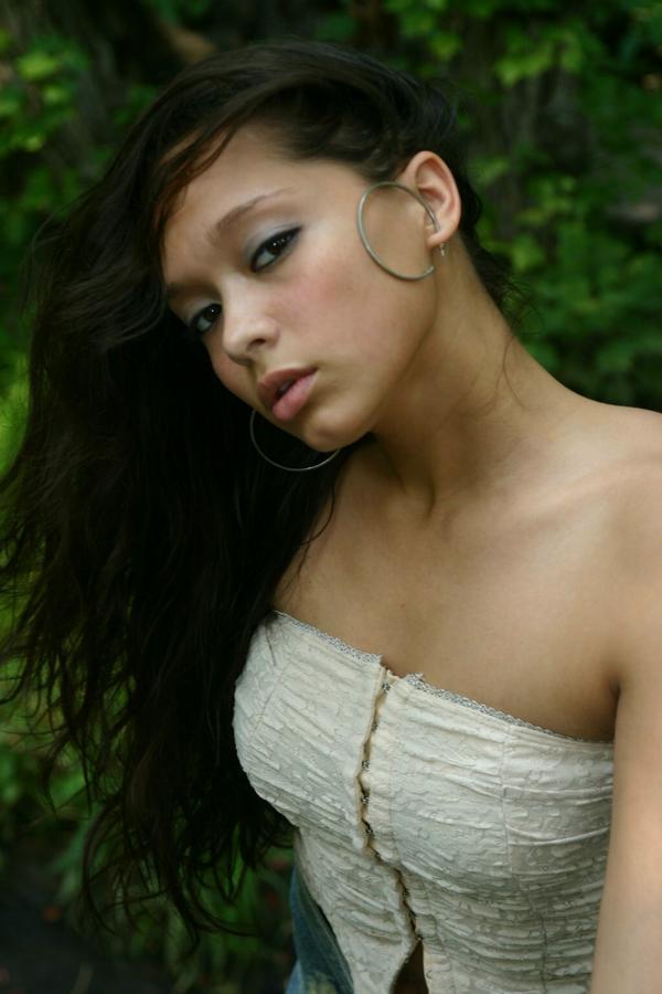 Female model photo shoot of Helena Marie O