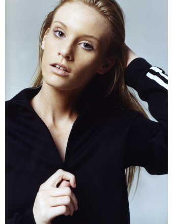 Female model photo shoot of Chelsey Hersley