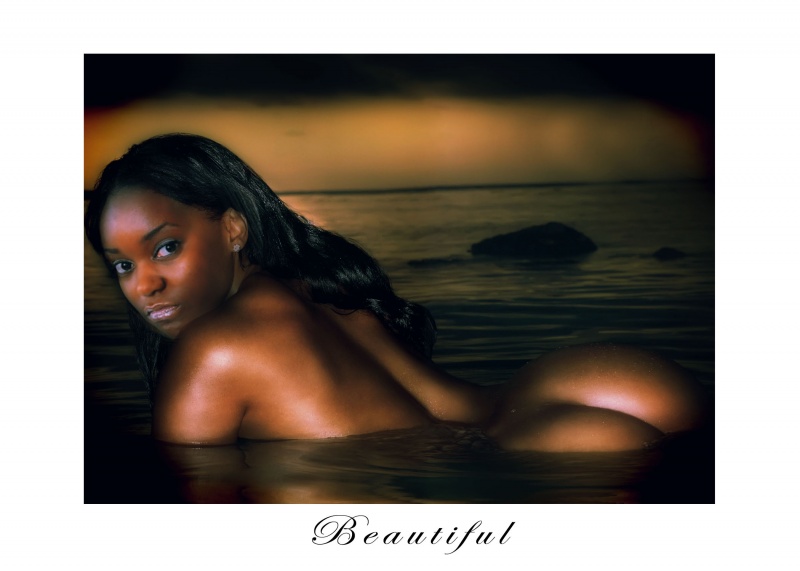 Female model photo shoot of Chanel Monet by Qphotography