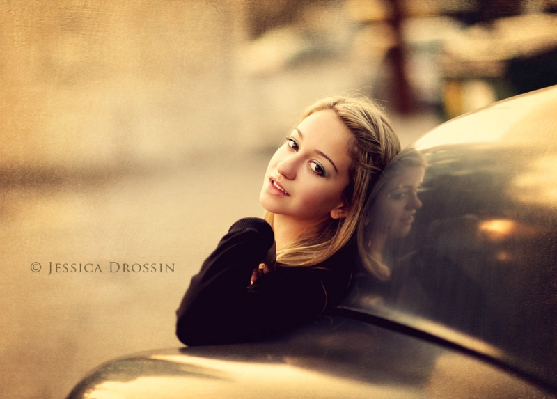 Female model photo shoot of Jessica Drossin