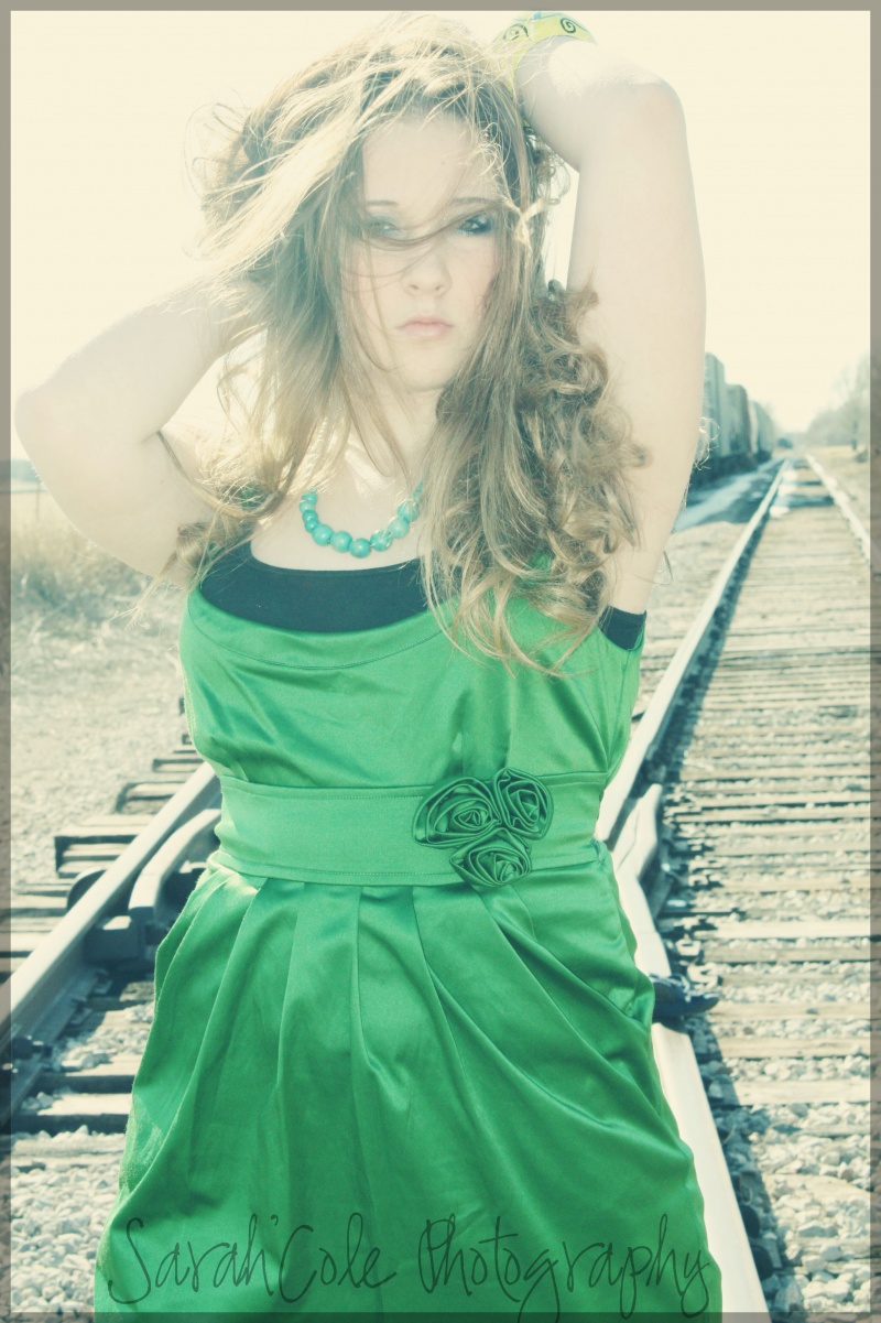 Female model photo shoot of Sarah Cole Photography in Foss,Oklahoma