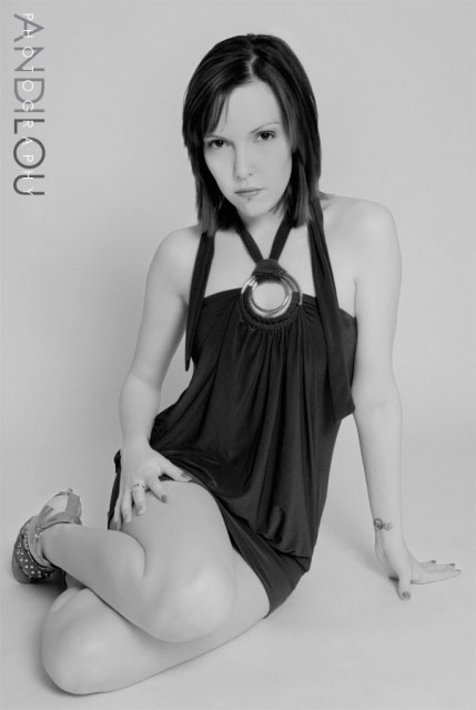 Female model photo shoot of Melissa Dupont
