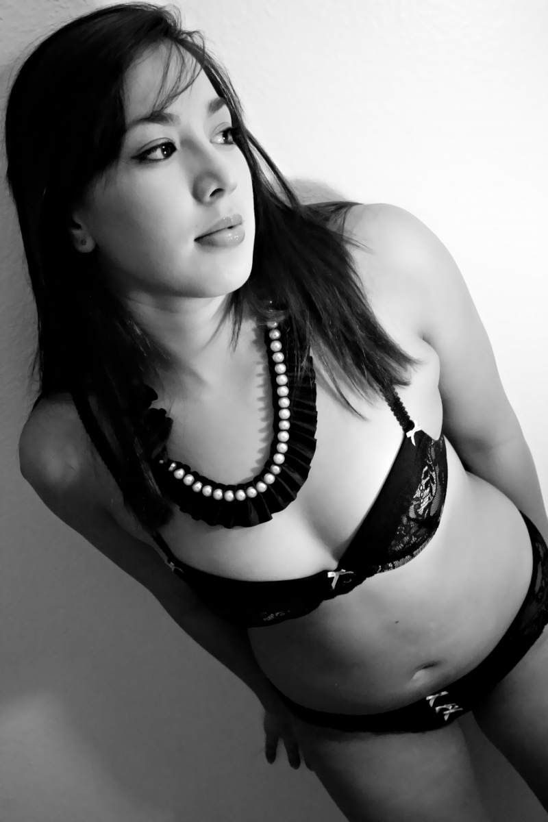 Female model photo shoot of Sadi Lane Photography in REDLANDS, CA