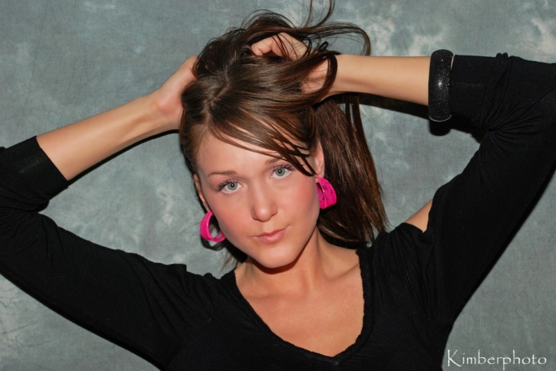 Female model photo shoot of Arleen Kehler