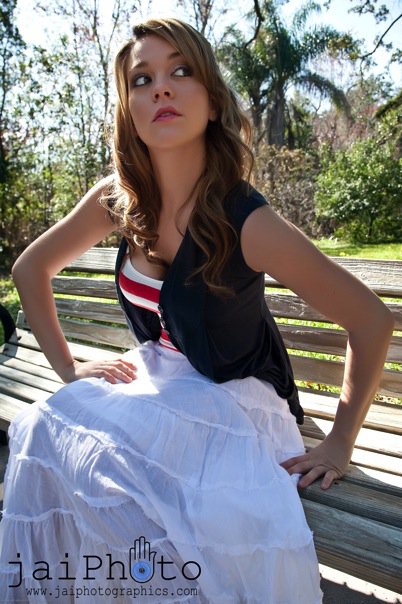 Female model photo shoot of Dayari Correa
