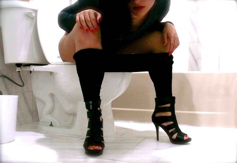 Female model photo shoot of Floresita in bathroom