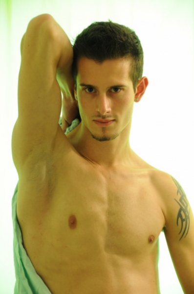 Male model photo shoot of romain roux