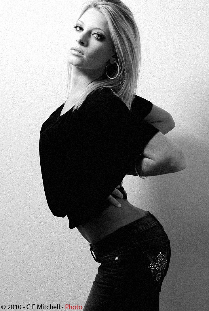 Female model photo shoot of Jessica Pribanic