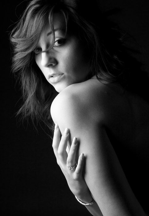 Female model photo shoot of NettiPhoto in Studio