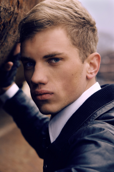 Male model photo shoot of Dima.N