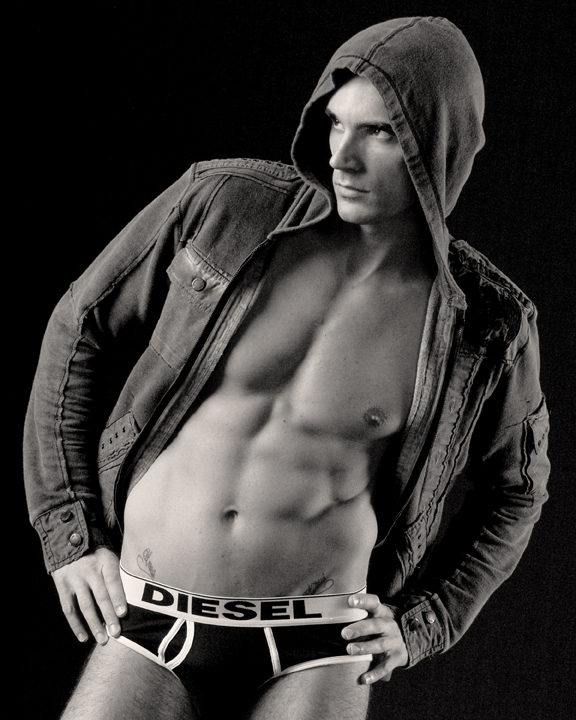 Male model photo shoot of Nicola V by David Carter