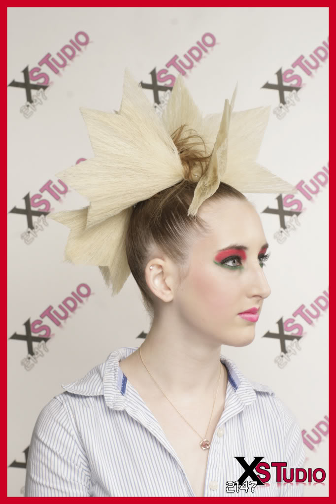 Female model photo shoot of MayHope in XStudios