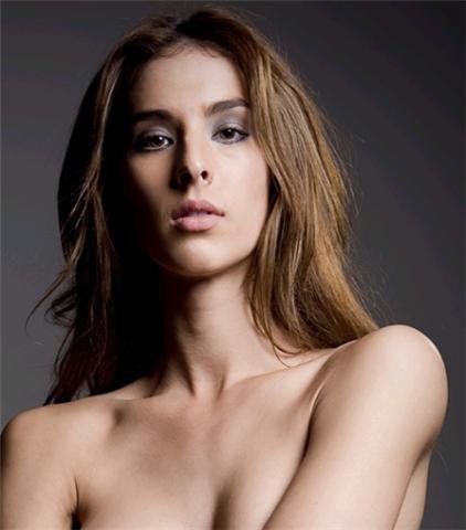 Female model photo shoot of bionca21