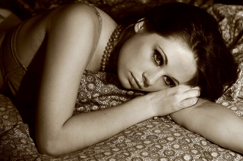 Female model photo shoot of Rebecca Red