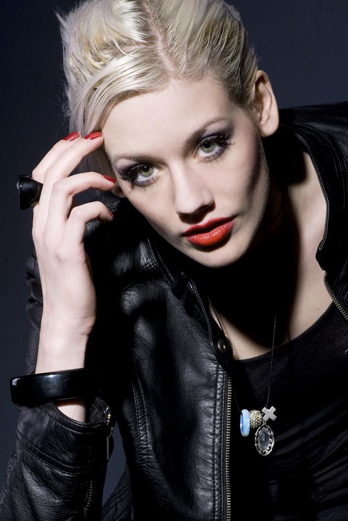 Female model photo shoot of Renee Johanna
