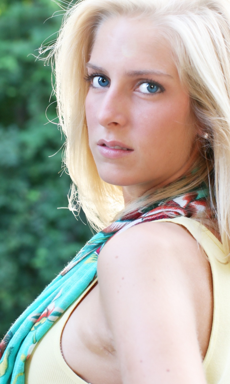 Female model photo shoot of Alyssa_Lauren in Salisbury, 