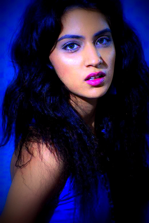 Female model photo shoot of jessica kareena
