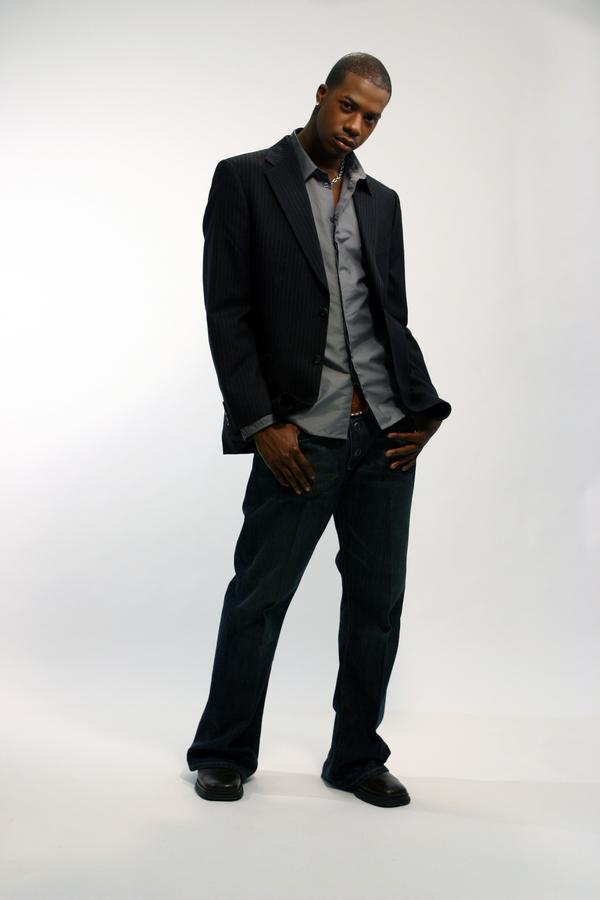 Male model photo shoot of Darrell Moore 
