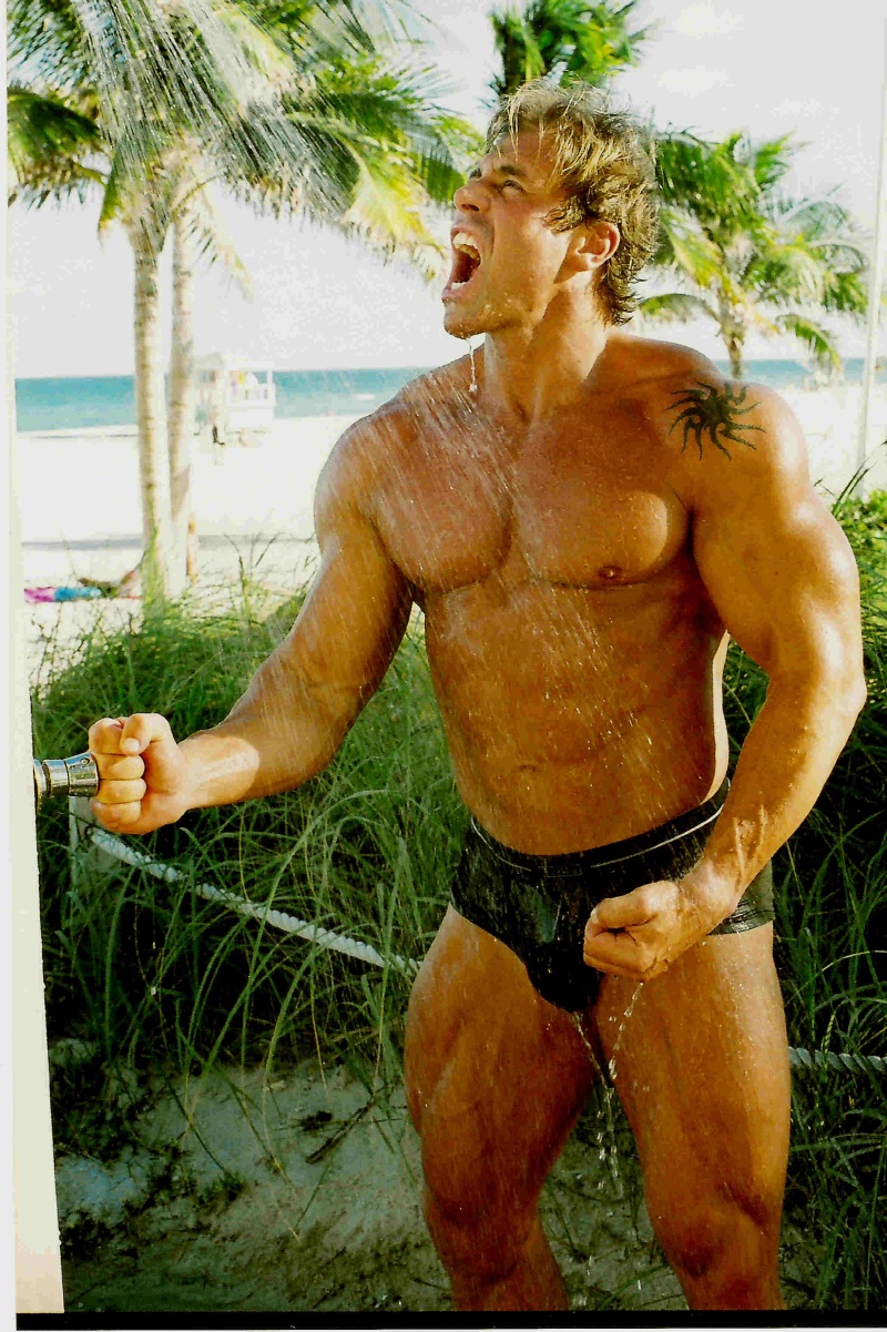 Male model photo shoot of Scott\'s Photos in Miami Beach
