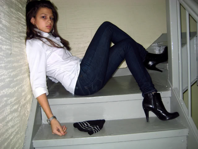 Female model photo shoot of Catherine Rodriguez