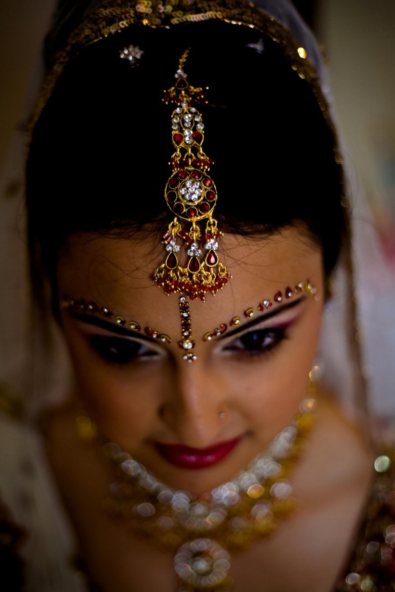 Female model photo shoot of Poonam MUA