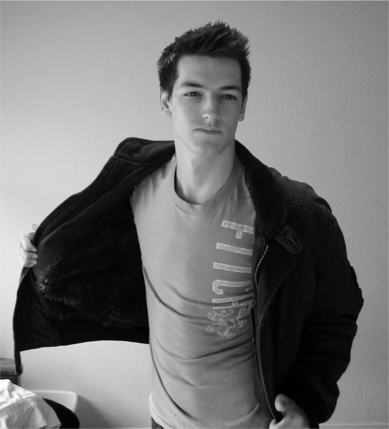 Male model photo shoot of Seth Bolton