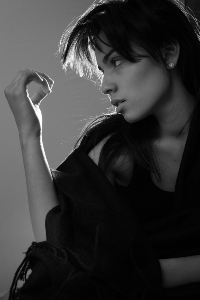 Female model photo shoot of Angie Gomez