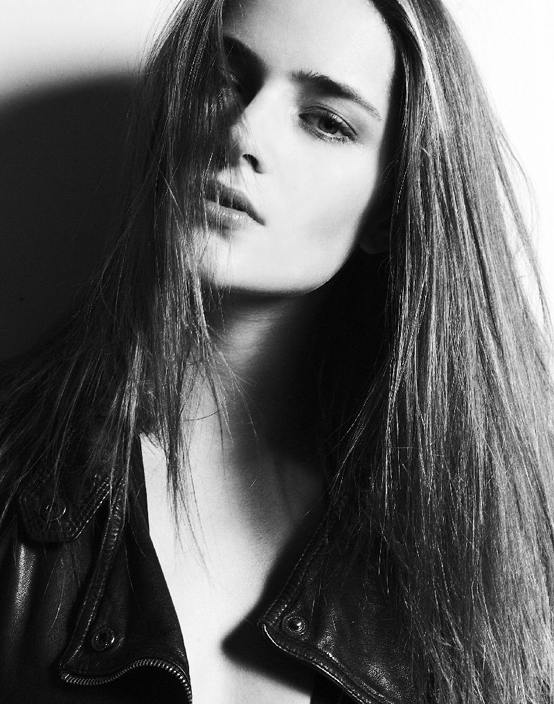 Female model photo shoot of Mariana J S