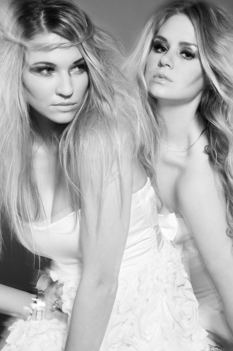 Female model photo shoot of Lenka Lukacova and Ali Fink by Lexi Shapiro, makeup by Star Hair and Makeup