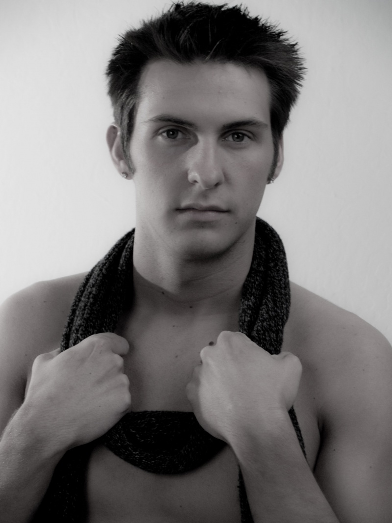 Male model photo shoot of Ryan Dykes by J Blevins in Sparks, NV