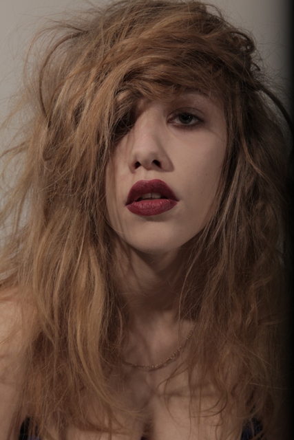 Female model photo shoot of Natasha Petajamaa