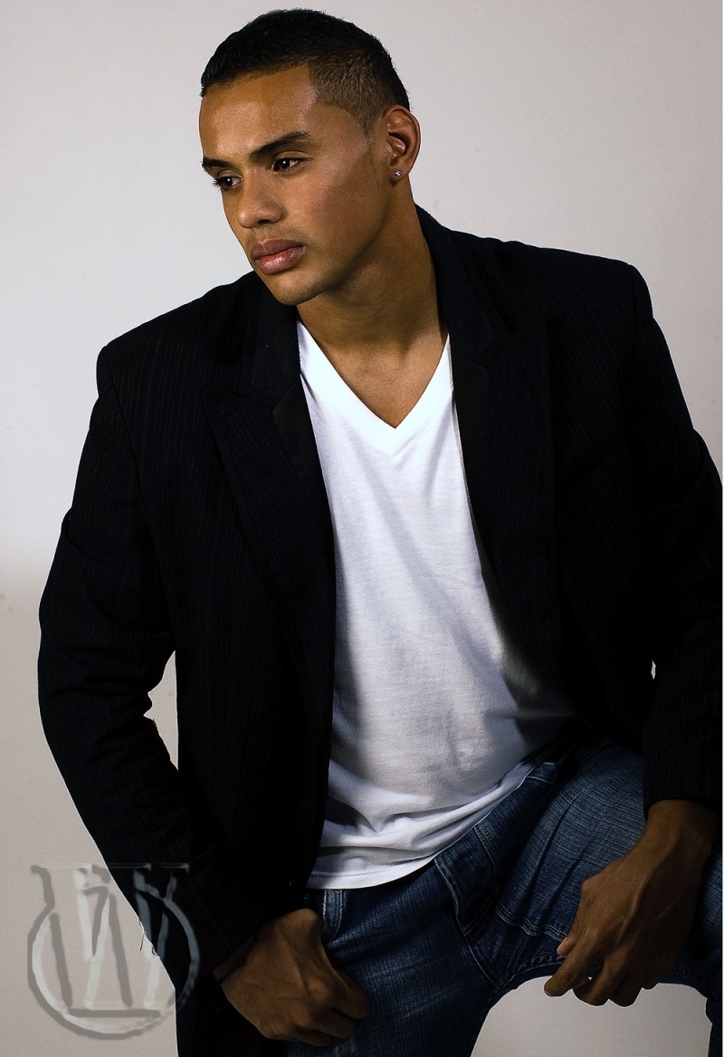 Male model photo shoot of kevin mesa by CovantNYC