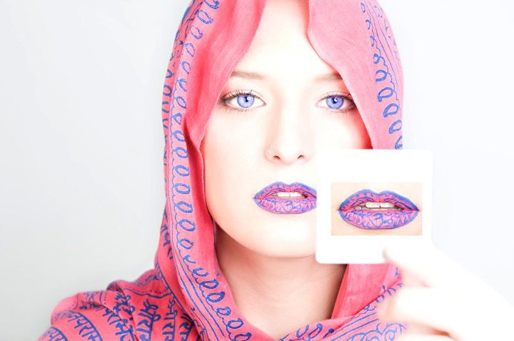 Female model photo shoot of xSerrahx by Rosi Berk
