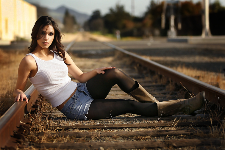 Female model photo shoot of DannelleBrinae by SCOTT SHOT ME