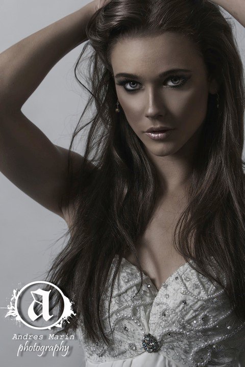 Female model photo shoot of Jay Kruse Beauty Artist