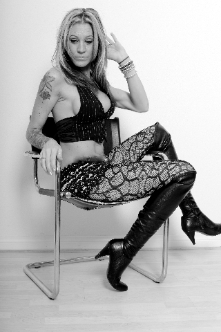 Female model photo shoot of Jennifer Paulson by Erik F in Pasadena, CA