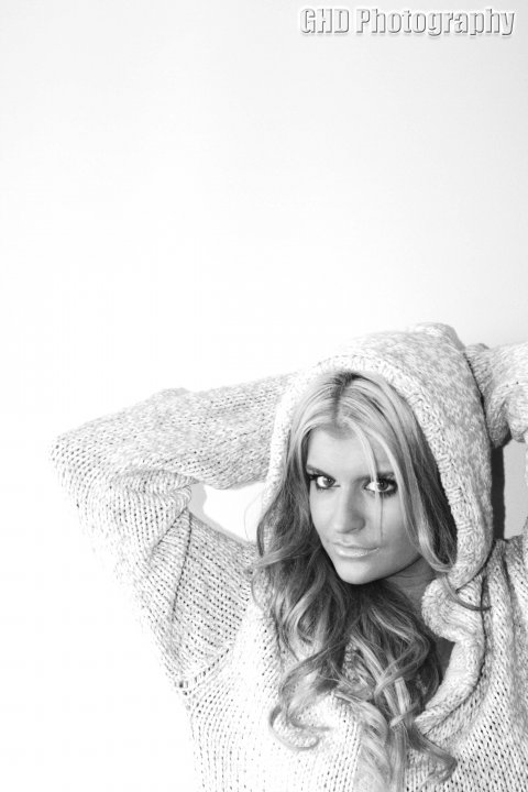 Female model photo shoot of Lauren Elyse F