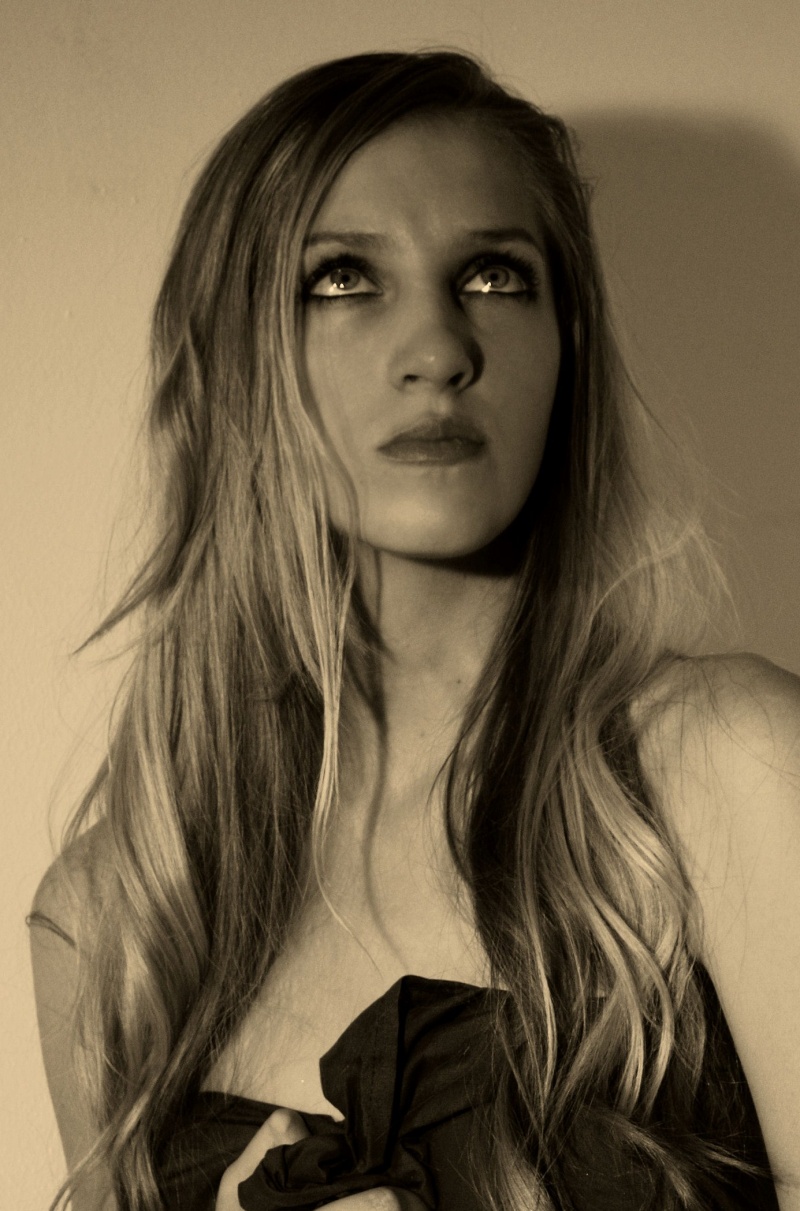 Female model photo shoot of Judi Gebhard