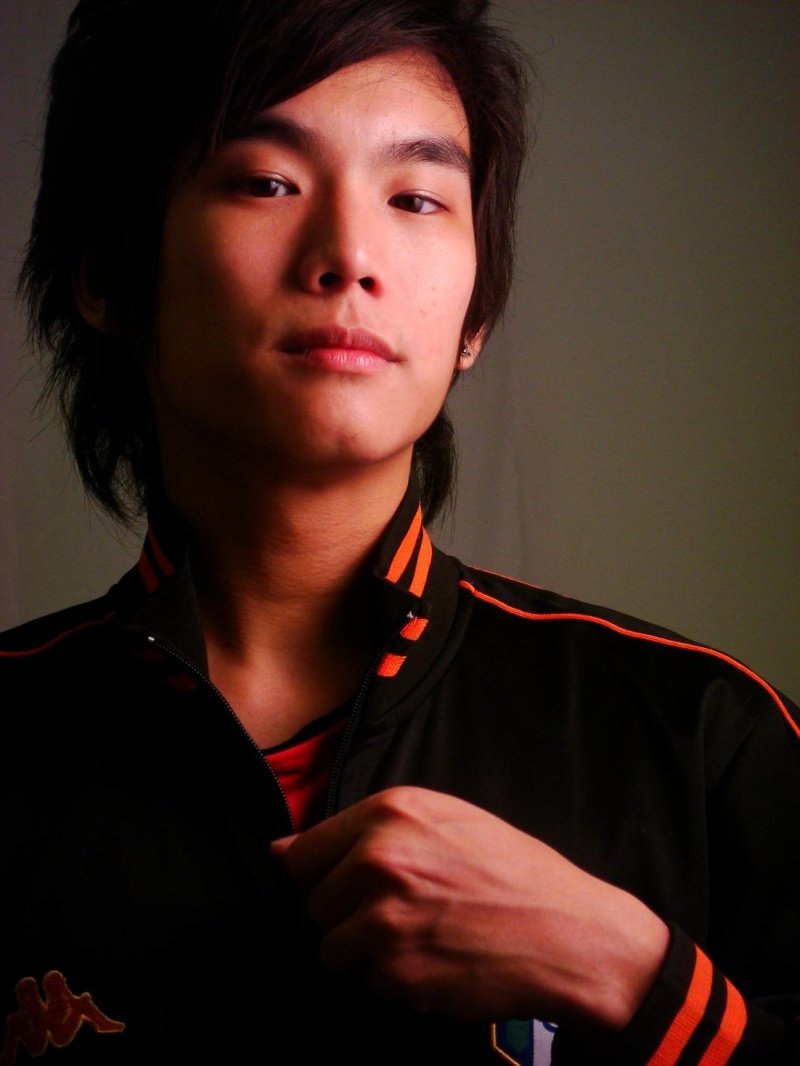 Male model photo shoot of Jae Leung