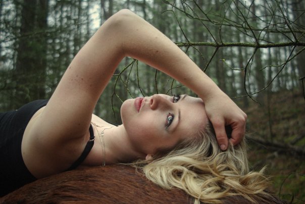Female model photo shoot of Charlotte elyse