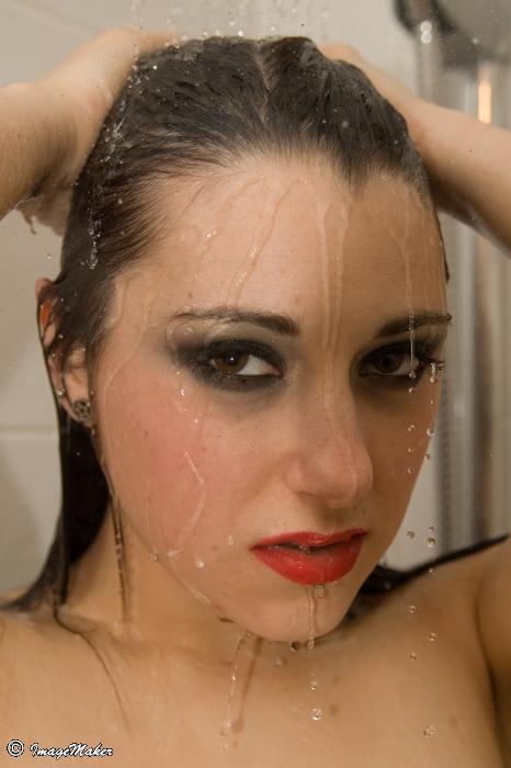 Female model photo shoot of Toxic Temptress