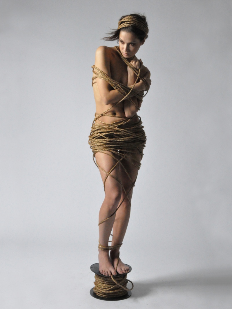 Male model photo shoot of Ylia Dzlieri in Manhattan Studio