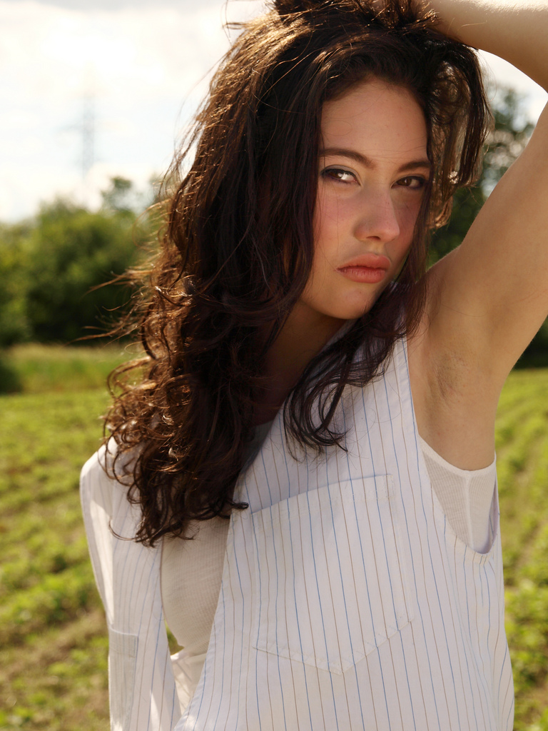 Female model photo shoot of Tessa Brown