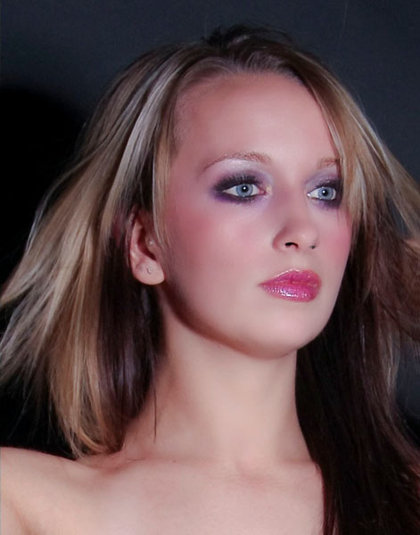 Female model photo shoot of Sapphire Makeup