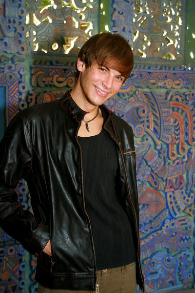 Male model photo shoot of Jaysen Stephen Machamer in Rollins Campus